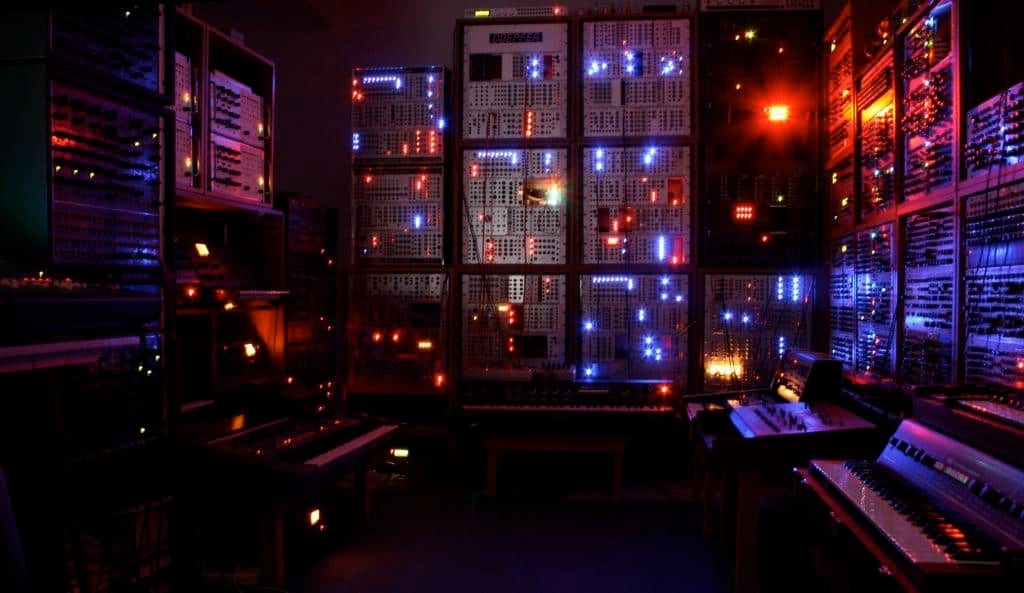parallel-worlds-studio